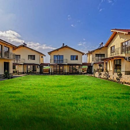 Alex Village Shkorpilovtsi Exterior foto